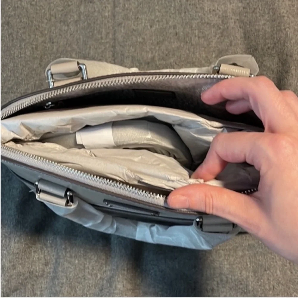 Kate Spade Grove Street Carli, NWT - Picture 10 of 11